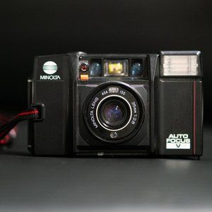 Vintage Minolta Auto Focus V Camera 35mm Camera *Great Condition*